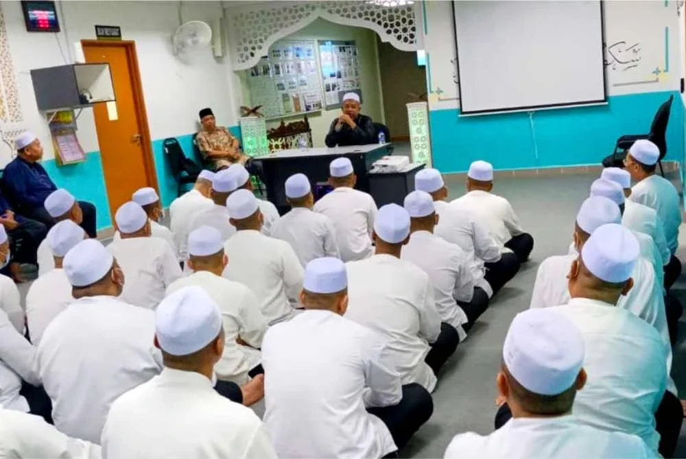 Sesi tadabbur al-Quran dan motivasi telah diadakan di PPA Machang pada Ahad yang dihadiri oleh Persatuan Rumah Ngaji Negeri Kelantan.