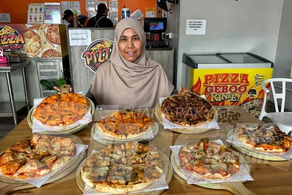 Hazarini hasilkan Pizza Geboo Rinie dari dapur rumah