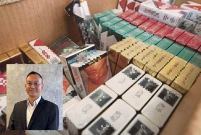 KKM digesa menerbitkan daftar jenama rokok yang didaftarkan secara sah bagi membantu agensi penguatkuasaan, peruncit dan pengguna mengenal pasti produk berlesen. Gambar kecil: Joseph Anak Janting
