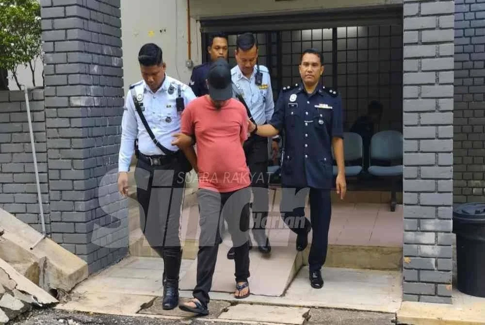 Dalam kejadian pada Jumaat lalu, Nur Fatima Syuhada dan anaknya, Muhamad Fattah Aisy Nuafal maut selepas kereta dinaiki mereka dihempap lori tangki yang membawa muatan 32,000 liter bahan api.
