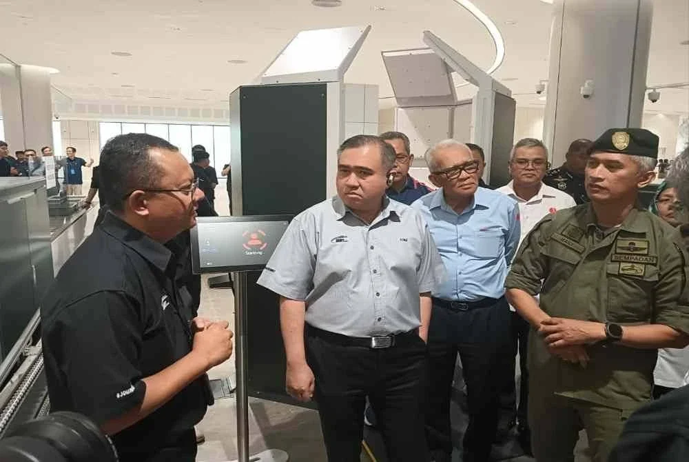 Anthony berpuas hati dengan kemajuan projek RTS Link Johor Bahru- Singapura