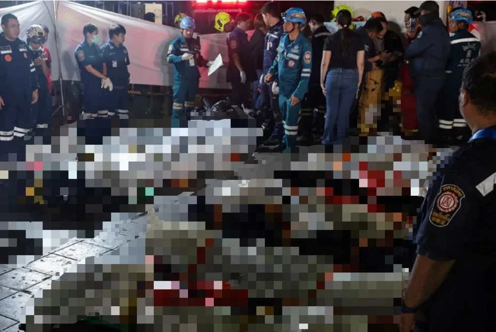 Mangsa korban di pub Rong Beer Na Lat Phrao di daerah Chatuchak, utara Bangkok, sejurus sebelum tengah malam pada 13 Julai lalu. - Gambar fail Agensi