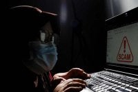 Pelaburan dikenali Centralize itu diperkenalkan kepadanya daripada individu warga Indonesia menerusi WhatsApp. Gambar hiasan Foto: Bernama 