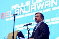 Amir Hamzah menyampaikan ucapan pembukaan pada Majlis Libat Urus Belanjawan 2027 bersama wakil-wakil kerajaan dan agensi bukan kerajaan di Kementerian Kewangan pada Selasa. Foto Bernama