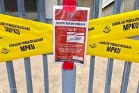 Premis ini diarah ditutup selepas didapati memasang bendera Malaysia dan negeri Johor secara terbalik
