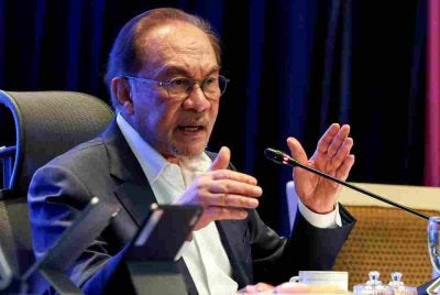 Anwar yang juga Menteri Kewangan ketika Majlis Libat Urus Belanjawan 2027 "Malaysia MADANI: Mengapai Di Langit, Mengadap Di Bumi” Bersama Wakil Kerajaan dan Agensi Bukan Kerajaan di Kementerian Kewangan, pada Selasa. Foto Bernama