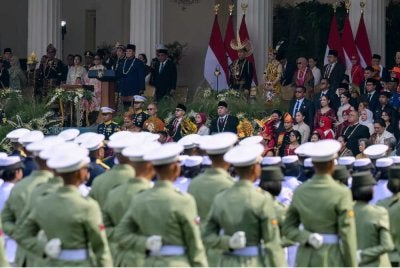 Prabowo mengetuai upacara pengibaran bendera sempena sambutan Hari Kemerdekaan Indonesia ke-81 di Istana Merdeka, Jakarta pada Isnin.