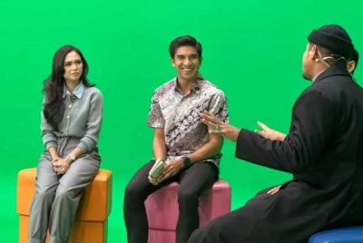 Video pengumuman eksklusif mengenai tarikh bahagia itu disiarkan secara langsung dam program MeleTOP di Astro Ria malam ini. - Gambar fail Awani
