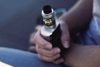 Dadah tidak lagi semestinya datang dalam bentuk pil, serbuk atau daun sebaliknya ia boleh datang dalam botol cecair vape yang kelihatan biasa,