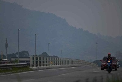 Lima kawasan di Sarawak merekodkan bacaan IPU pada tahap tidak sihat setakat jam 9 pagi ini. Foto fail Bernama 