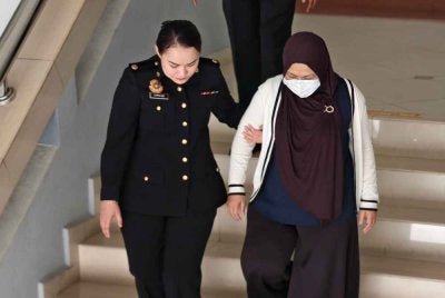 Noraini didakwa di Mahkamah Sesyen atas pertuduhan pecah amanah membabitkan wang berjumlah RM6.5 juta.