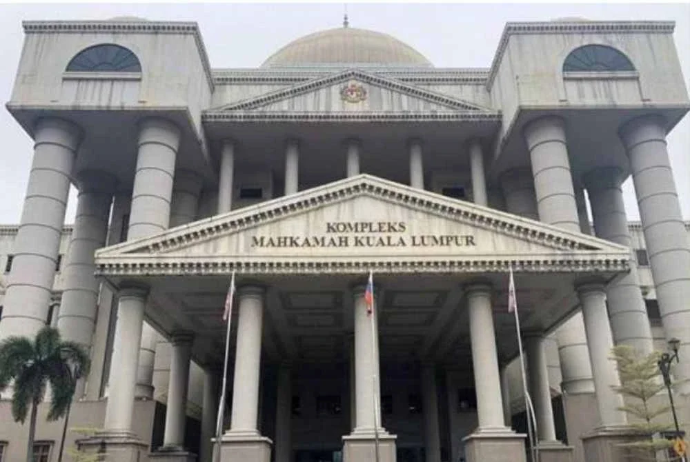 PNKSB didenda RM320,000 oleh Mahkamah Sesyen pada Khamis atas tiga pertuduhan berkaitan penjualan diesel secara borong tanpa lesen yang sah, dua tahun lalu.