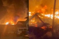 Keadaan api yang marak memusnahkan sebuah rumah dan menyebabkan tiga mangsa rentung dalam kejadian di Kampung Darau Manggatal, Kota Kinabalu.