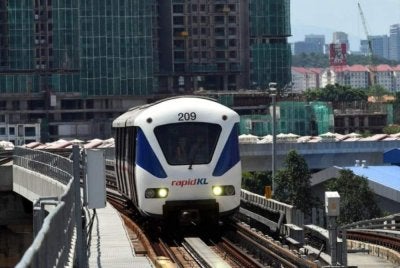 Pelanjutan waktu operasi itu melibatkan semua perkhidmatan rel kendaliannya iaitu LRT, MRT dan Monorel Kuala Lumpur. Foto: Bernama