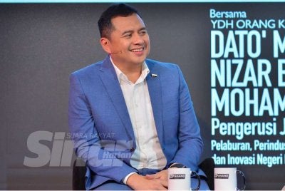 Mohamad Nizar ketika Program Town Hall Rakyat di Karangkraf pada Jumaat. Foto: ASRIL ASWANDI SHUKOR