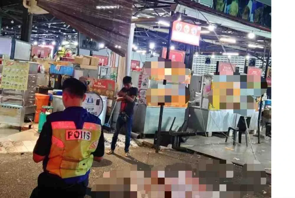 Seorang wanita maut selepas dihempap tiang besi yang tumbang selepas dirempuh sebuah kereta
