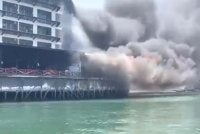 Kebakaran mengakibatkan sebuah restoran musnah sepenuhnya, manakala bangunan hotel turut 20 peratus terbakar akibat bahang api.
