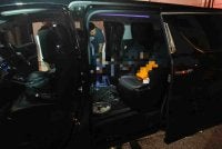 Seorang lelaki ditemui mati dalam sebuah kenderaan pelbagai guna (MPV) jenis Toyota Alphard yang berkunci.