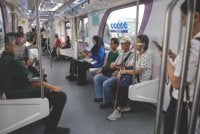 Walaupun sudah berbayar, LRT3 masih membantu orang ramai menjimatkan kos minyak, tol dan parkir. Foto Bernama