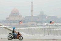 Sebanyak 29 kawasan di seluruh negara merekodkan bacaan IPU pada tahap tidak sihat setakat 2 petang semalam.