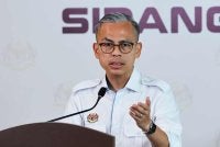 Fahmi bercakap pada sidang media mingguan Kabinet di Menara Komunikasi pada Rabu. Foto Bernama