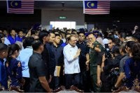 Anwar ketika hadir ke Majlis Peluncuran Sambutan Ulang Tahun ke-80 TM di Universiti Multimedia (MMU) hari ini - Foto: Bernama