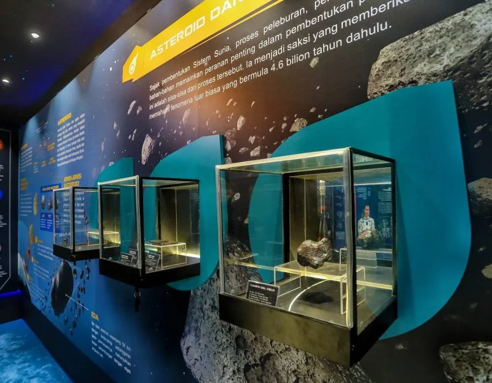 Pameran batu meteor sebenar antara tarikan di Balai Cerap Negeri Sembilan.