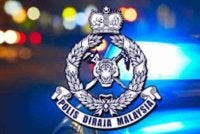 Satu mayat yang belum dikenal pasti identiti ditemui di dalam ruang simpanan tayar sebuah pesawat di KLIA2. 