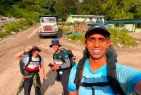 Tiga pendaki rakyat Malaysia di Nepal terputus hubungan dengan rakan mereka di Malaysia sejak semalam.