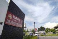 Dua penghuni Pusat Pemulihan Penagihan Narkotik (PUSPEN) Dengkil, Selangor melarikan diri dari pusat berkenaan pada Khamis.