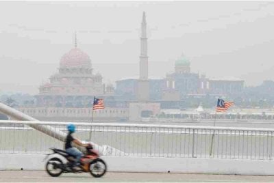 Kepekatan jerebu yang tinggi berpotensi berlaku di Johor, Melaka, Negeri Sembilan, Selangor, Kuala Lumpur dan Putrajaya hingga 31 Ogos.