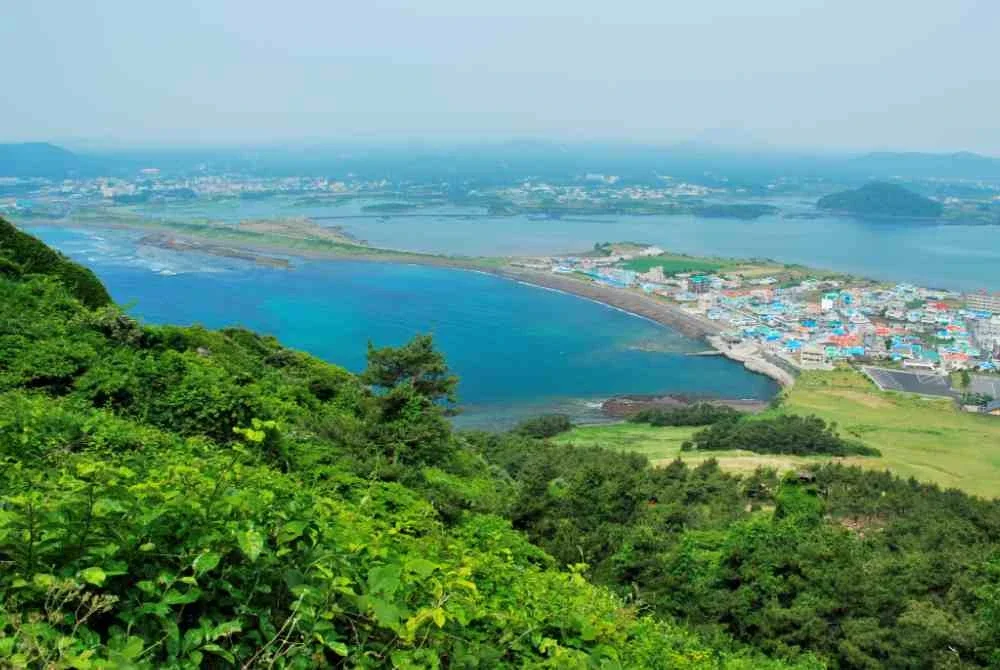 Pulau Jeju merupakan tarikan pelancongan terkenal di Korea Selatan. Foto Agensi