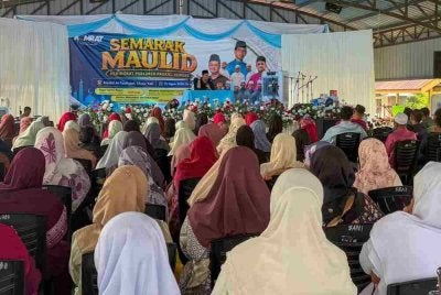 Semarak Maulid yang berlangsung sebelum ini akan diteruskan dengan program Hoora Hooray Merdeka sempena Sambutan Kemerdekaan Padang Rengas di Denai Kafe, JPS Kuala Kangsar pada Ahad ini.