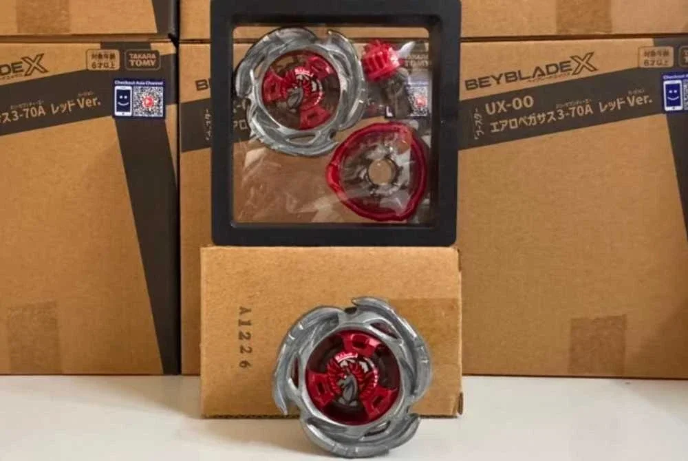 Beyblade UX-00 Aero Pegasus 3-70A berharga RM700 merupakan koleksi yang sukar diperolehi dan hanya dijual melalui aplikasi BeybladeX.