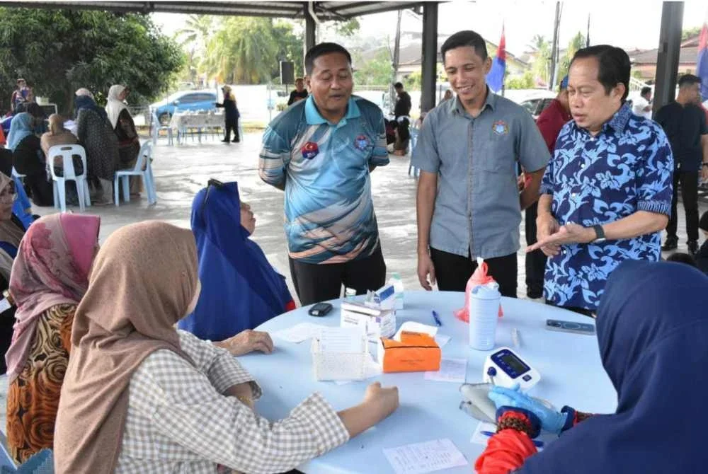 UMNO sokong usaha penyatuan ummah, harap tidak putus di tengah jalan – Ahmad Maslan UMNO sokong usaha penyatuan ummah, harap tidak putus di tengah jalan – Ahmad Maslan