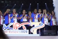 Zambry (tiga dari kanan) ketika melancarkan SUKIPT kali ketujuh di Kuala Lumpur pada Sabtu. Foto: KPT.