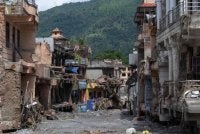 Kerosakan meluas terhadap harta benda dan infrastruktur susulan banjir yang terjadi di Nepal lima hari lalu. 