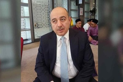 Dr Hudayfa Zead 