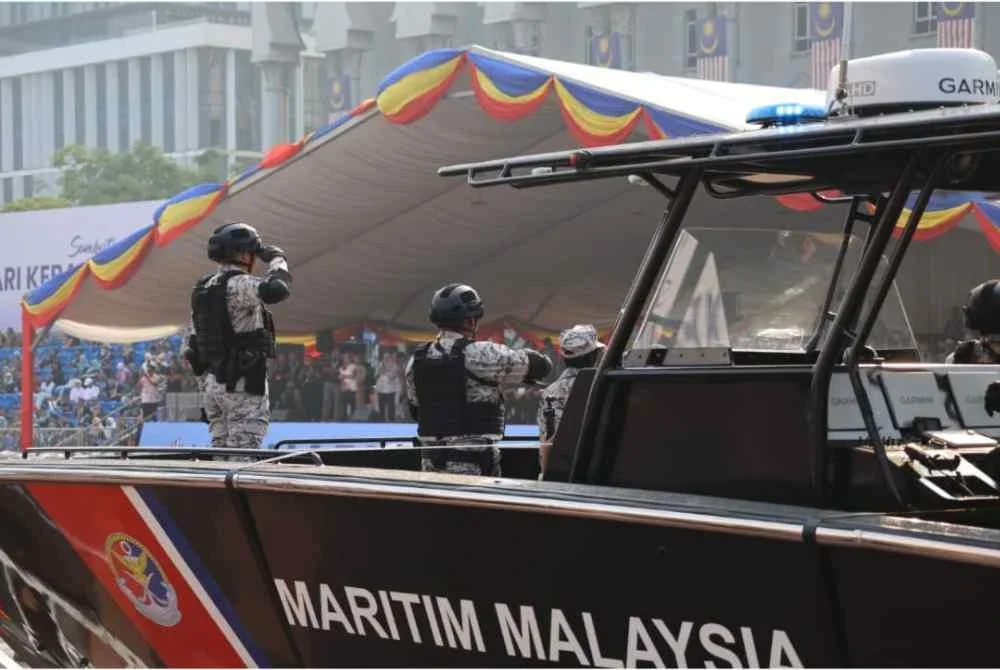 Penyertaan Maritim Malaysia turut membabitkan 386 pegawai dan anggota terdiri daripada 310 kontinjen perbarisan, 37 pelaku aset dan 39 anggota Pancaragam Maritim Malaysia.