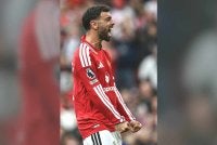 Fernandes meledak hatrik ketika membantu United mengalahkan Ipswich 5-2 dalam aksi EPL di laman sendiri pada Ahad. Foto AFP