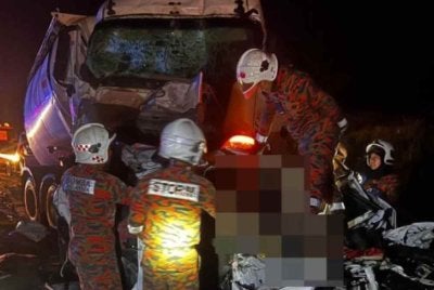  Empat individu maut manakala empat lagi cedera dalam kemalangan membabitkan 11 kenderaan di Kilometer (KM) 110.4 Lebuhraya Pantai Timur Fasa 1 (LPT1), arah Lanchang menghala Kuantan pada Isnin. Foto Bomba 