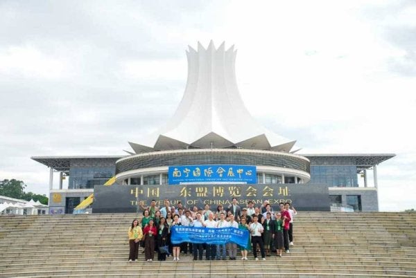 Delegasi media antarabangsa yang menyertai Guangxi in the Eyes of International Media 2026 semasa lawatan hari pertama di Nanning, China.