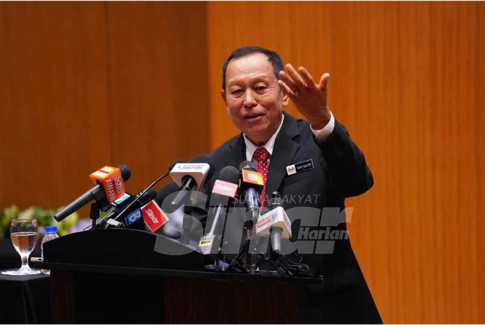 Ketua Pesuruhjaya SPRM, Datuk Seri Abd Halim Aman ketika sidang akhbar pada Rabu. Foto: SINAR HARIAN/MOHD HALIM ABDUL WAHID