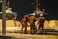Anggota Bomba dan Penyelamat berada dilokasi kejadian. Foto: The Star