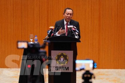 Abd Halim ketika sidang akhbar di Ibu Pejabat SPRM Putrajaya pada Rabu. Foto: MOHD HALIM ABDUL WAHID