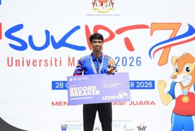 Shawn membaharui rekod acara 1,500m SUKIPT di Arena UM pada Rabu. Foto KPT