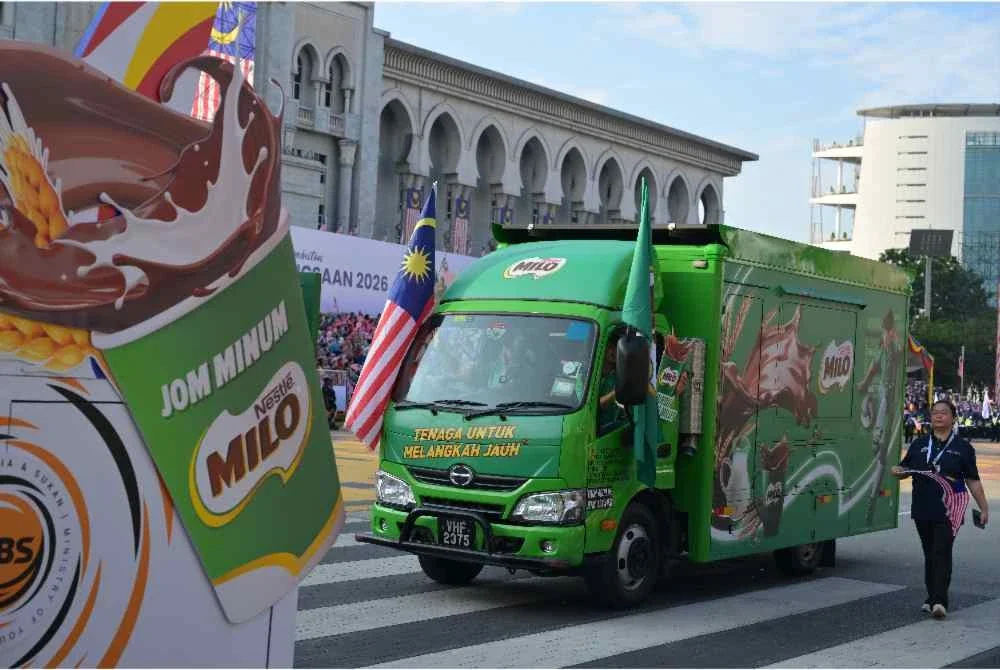 Lori ikonik MILO turut menyertai perbarisan Hari Kebangsaan