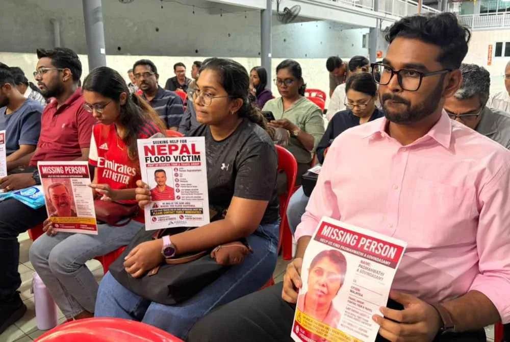 Ahli keluarga rakyat Malaysia turut hadir pada sidang media di Kuala Lumpur.