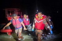  Mangsa ditemukan kira-kira jam 7.20 malam, Khamis dianggarkan sejauh dua batu nautika dari daratan. Foto: JBPM Melaka 