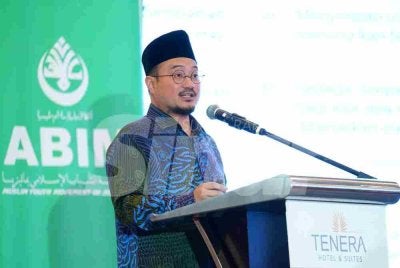  Mustakim ketika Dialog Ummah: Realiti dan Masa Depan Tabung Haji menerusi slot Tabung Haji: Pencapaian dan Strategi Masa Depan, pada Khamis. Foto SINAR HARIAN/MOHD HALIM ABDUL WAHID